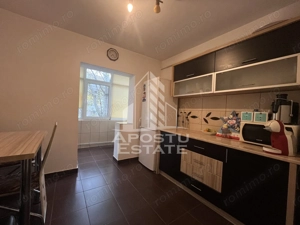 Apartament 3 camere, 2 bai, 2 balcoane, etaj intermediar,Soarelui - imagine 4