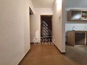 Apartament cu 3 camere, 92 mp contruiti, Banu Maracine - imagine 2