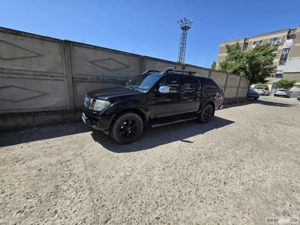 Vand Nissan Navara Aventura D40