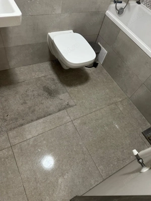 Închiriez apartament două camere zona Coresi. - imagine 7