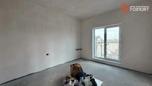 Duplex cu 4 camere de vanzare + 2 locuri de parcare in Sanandrei  - imagine 4