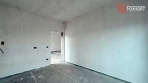 Duplex cu 4 camere de vanzare + 2 locuri de parcare in Sanandrei  - imagine 11