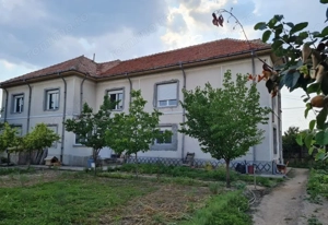 Casa, 740 mp, teren 1300 mp, zona Brestei - imagine 2