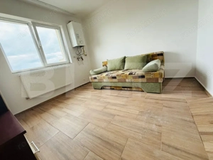 Cameră de cămin renovată complet – cu baie proprie, bucatarie si centrala ! - imagine 3