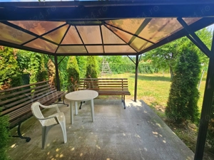 Casă de vânzare în comuna Albeștii de Argeș, județ Argeș. - imagine 16