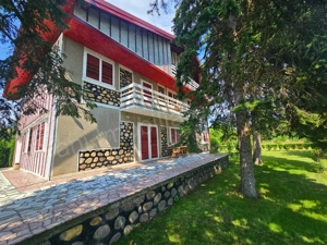 Casă de vânzare în comuna Albeștii de Argeș, județ Argeș.