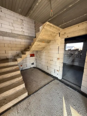 Casa cu etaj la rosu, 160 mp utili, 1200 mp teren, zona Trei Movile - Scheia - imagine 4