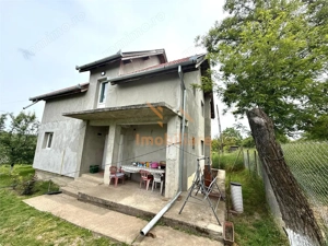 CASA CU TEREN 800 MP | ZONA  DEALURI | STRADA SOFIEI | ORADEA - imagine 20