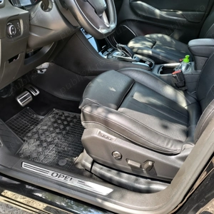 Opel Grandland (X) Ultimate Plug-in-Hybrid 4 - imagine 3