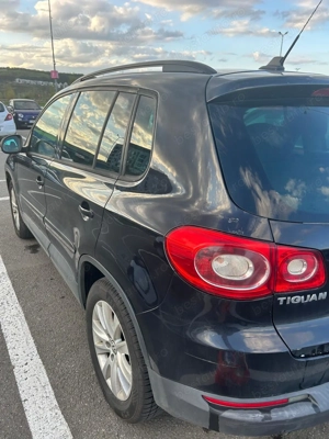 VW Tiguan 2009   4x4, motor 2.0 TDI, cutie automata - imagine 5