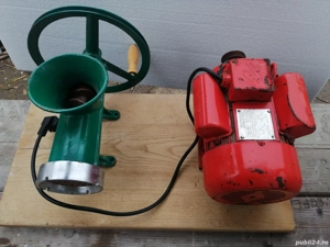 Masina de macinat carne 