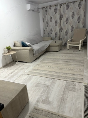 Apartament 4 camere, decomandat, loc de parcare, zona Brosteni - imagine 2