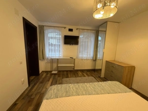 Inchiriez apartament Sinaia, zona Furnica - imagine 3