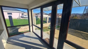 Casă de vânzare în Curtea de Argeș. - imagine 16