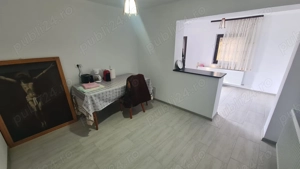 Casă de vânzare în Curtea de Argeș. - imagine 5