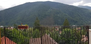 De vanzare -Pensiune cu 21 camere situata in Sinaia,central - imagine 17