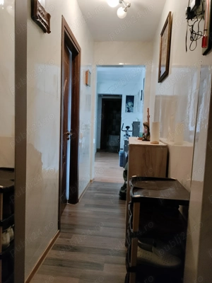 Vand apartament 2 camere decomandat