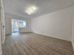 Apartament 2 camere, renovat total, pe str. Toamnei, in Centrul Civic - imagine 4