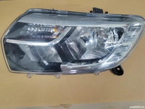 Vând far Logan 2016-2020