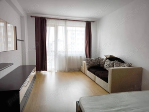 Zona Tractorul, apartament decomandat 2 camere si parcare, disponibil imediat. - imagine 3