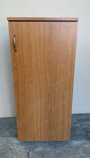 Mic Dulap cu usa si rafturi; Dulapior cu polite; Pantofar