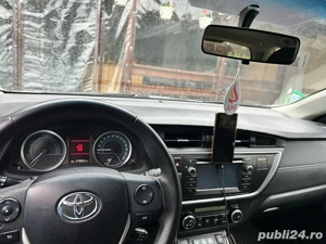 Toyota Auris Hybrid - imagine 4