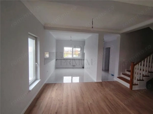 Duplex finalizat - 5 camere - zid dublu - dormitor la parter - imagine 10