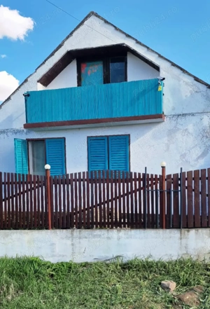 Casa de vânzare ,teren generos