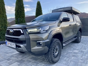 Toyota Hilux Invincible Double Cab 2023