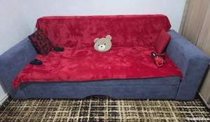 Vând canapea extensibilă 3 locuri