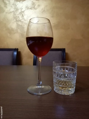 De vânzare vin nobil și țuică 
