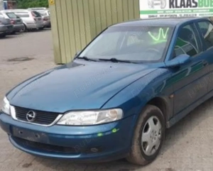 Dezmembrez Opel Vectra B 1,6 16 V