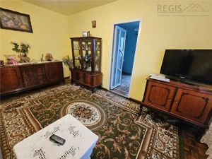 Apartament cu 3 camere, zona Astra - imagine 2