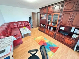 Decomandat 3 camere cu vedere pe 3 parti mobilat si utilat - imagine 13