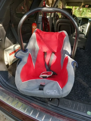 Scaun auto pentru copil 