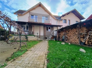Casa spatioasa cu 5 camere 2 bai si pivnita in Sibiu zona Selimbar