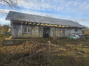 Casa Nefinalizata plus teren 3831m2 Sat Costesti Comuna Costesti - imagine 2