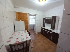 Închiriez apartament  cu doua camere