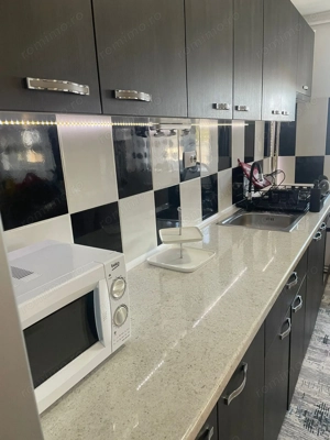Apartament/mansardă 3 camere,Micro 17,utilat si mobilat - imagine 9