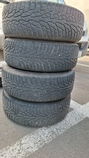 Cauciucuri Iarna Nokian 215/65 R16 pe jante otel Mitsubishi ASX