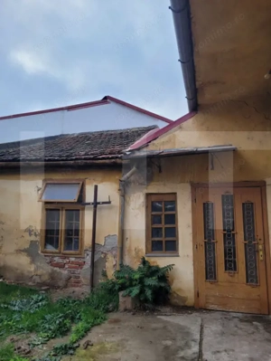 APARTAMENT 3 CAMERE LA CURTE COMUNA 80 MP ZONA PIATA SARBEASCA  PRET 40000 - imagine 10