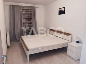 Apartament 2 camere de inchiriat 49 mpu cu balcon zona Lupeni Sibiu - imagine 3