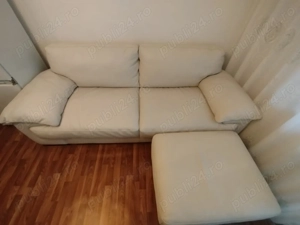 De vânzare canapea in stare perfectă nouă.