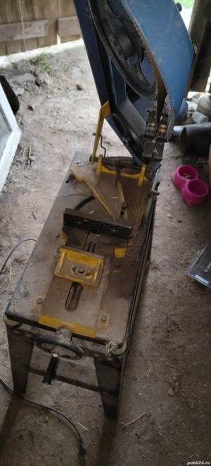 taietor metal cu banda 