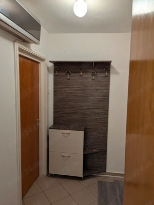 Inchiriez garsoniera Titan et 3 10