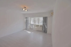 Apartament cu 2 camere la un minut de mers pe jos până la stația autobuzului 104 - imagine 3