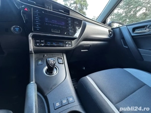 Toyota Auris Hybrid 1.8 e-CVT 99 CP+ 24 CP ( electric) | 2017 luna Martie | Istoric complet Toyota  - imagine 7