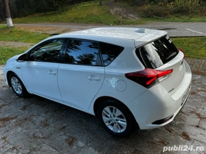 Toyota Auris Hybrid 1.8 e-CVT 99 CP+ 24 CP ( electric) | 2017 luna Martie | Istoric complet Toyota  - imagine 8