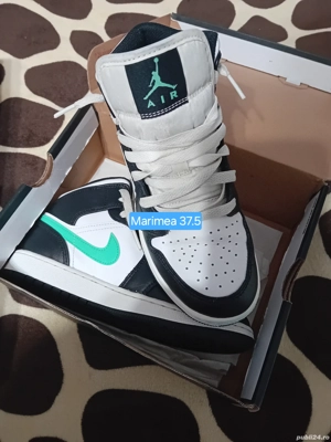 Adidadi ,mărimea pe fiecare poză! 