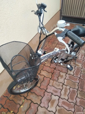 bicicleta pliabilă asistată electric 